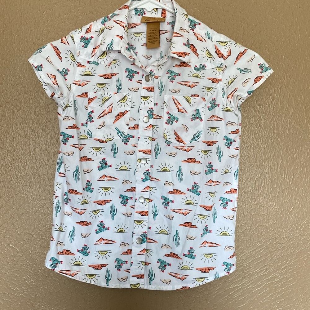 Girls wrangler short sleeve pearl snap shirt size medium